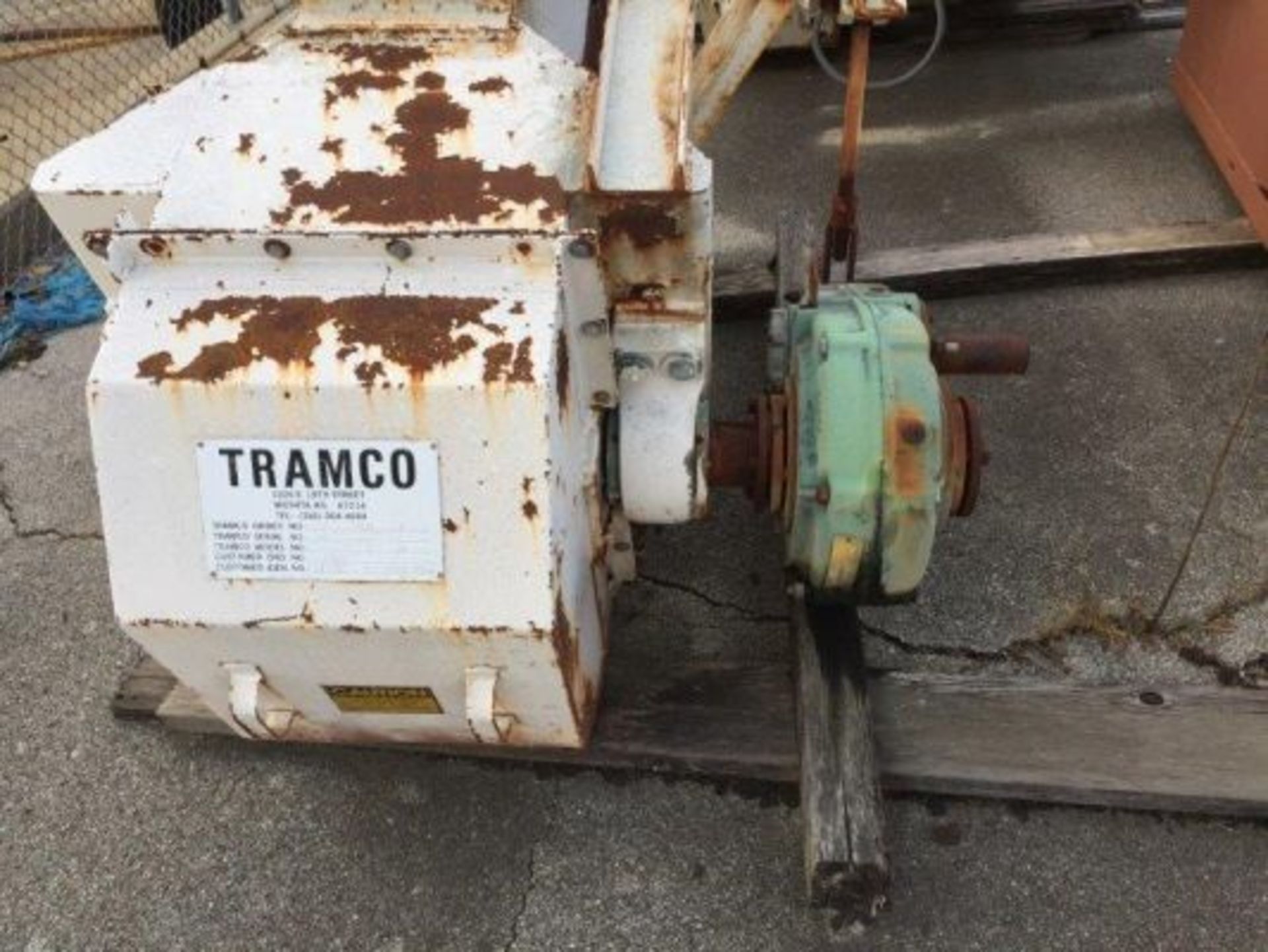 Tulsa, OK: Lot of : Tramco Drag Conveyor, Light Wear, Needs Paint, Includes: 1-Drive with Motor - Image 12 of 16
