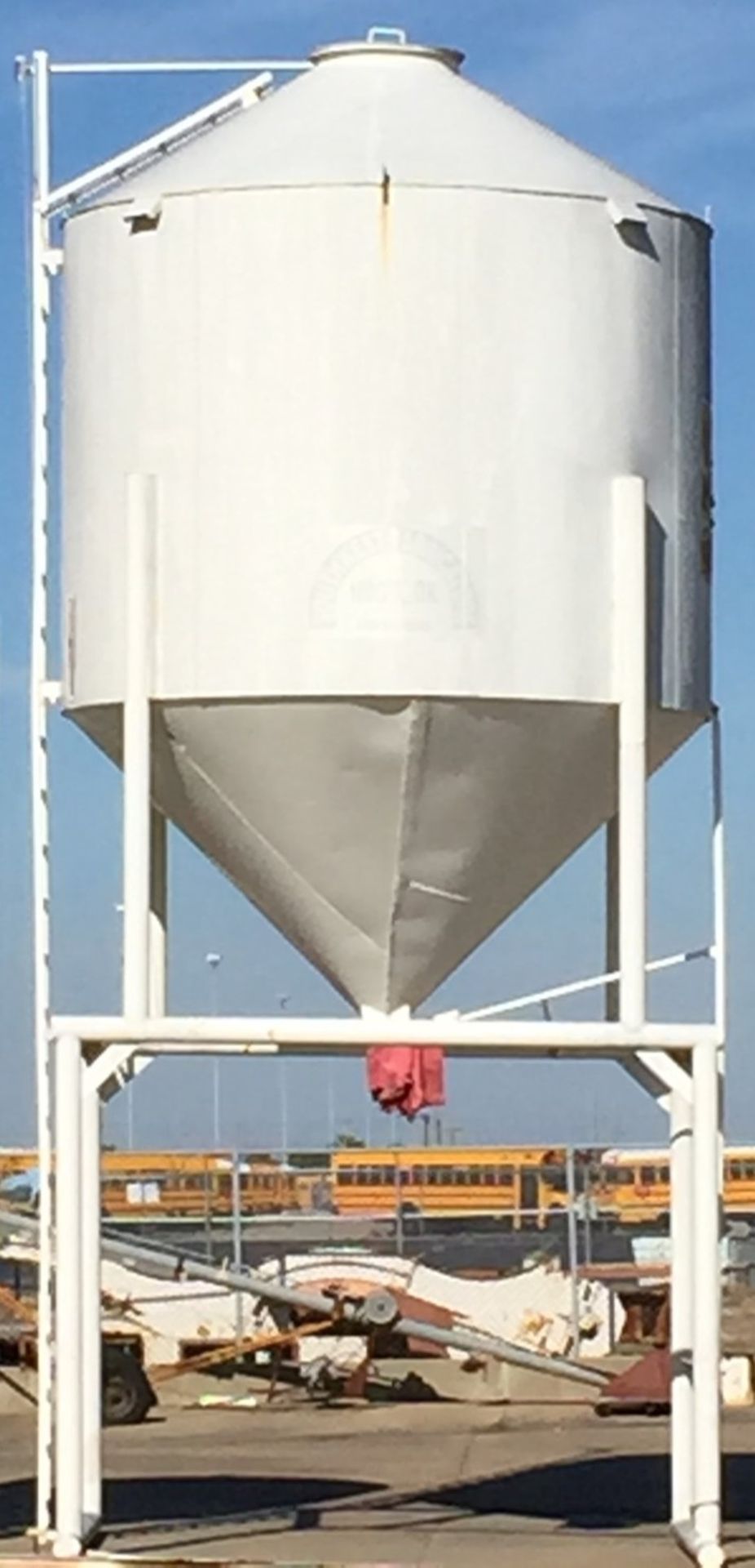 Tulsa, OK: Feed Bin, Southwest Fabricators, 30 Tons with 8’ overhead clearance & 45 Degree Cone.