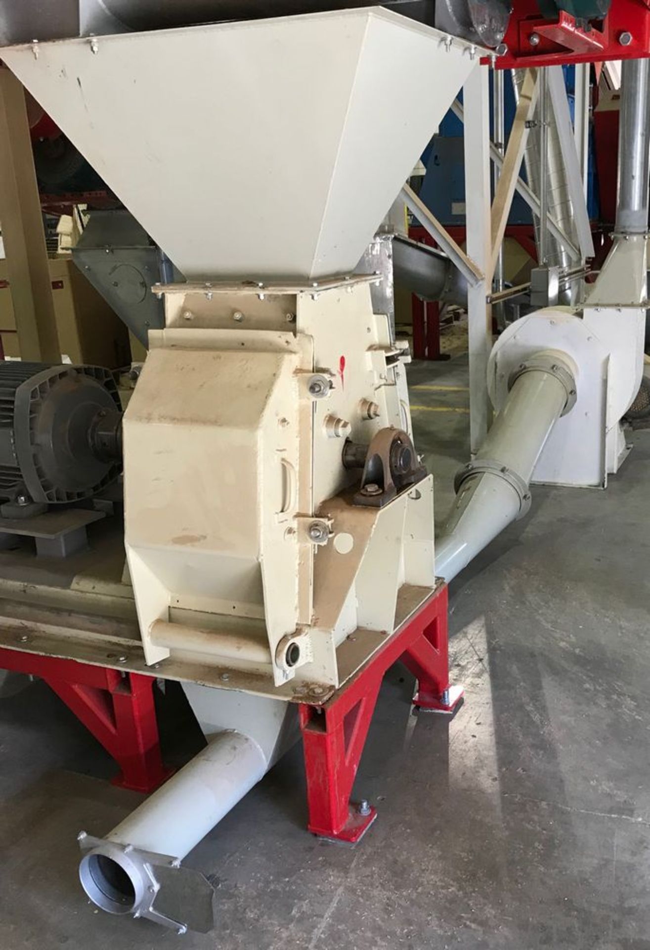 Dallas, TX Sprout 2212 50hp tear dromp hammermill with stand: Dallas,Tx ***Loading Fee of: $500 to