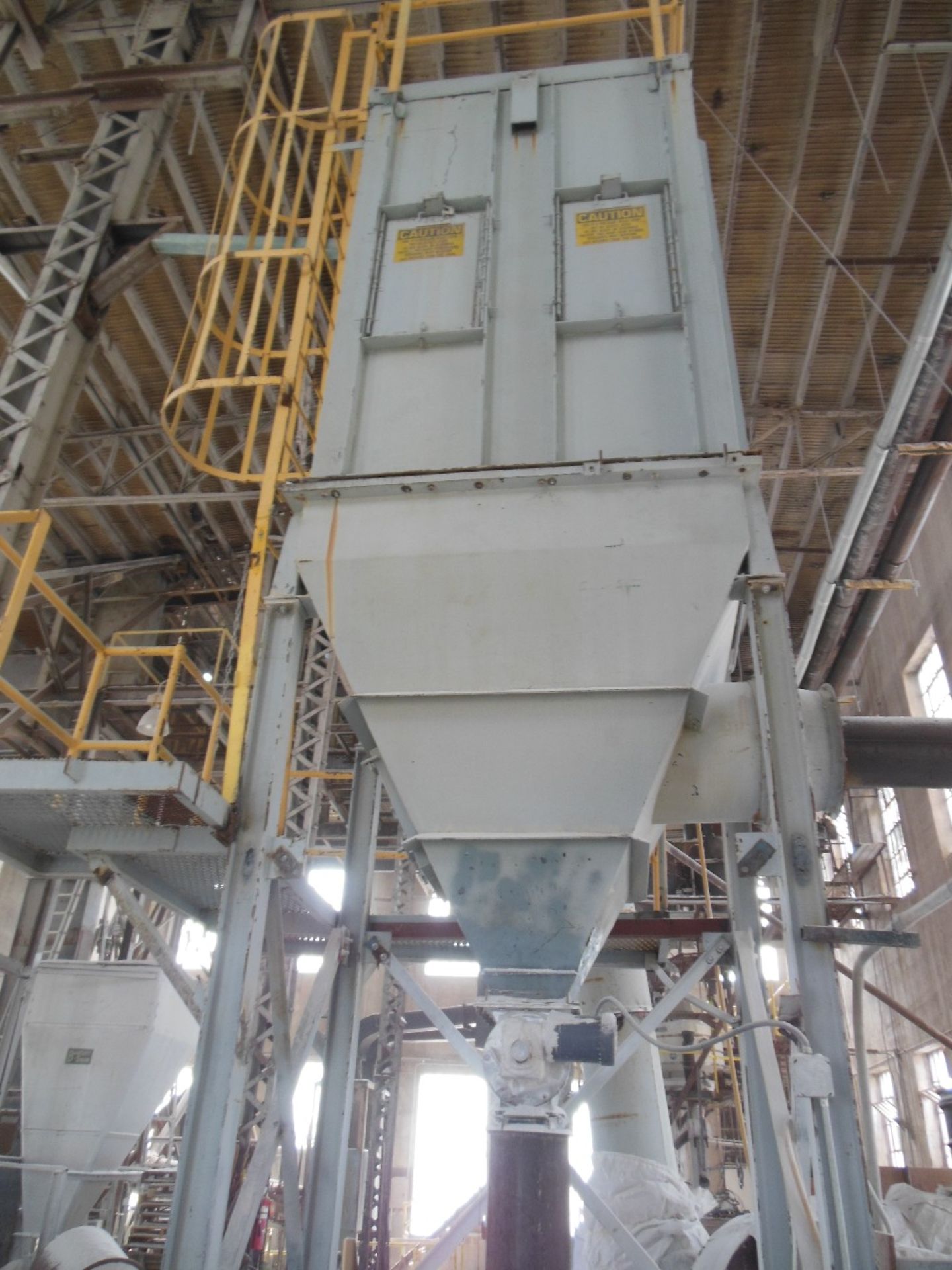 Dustex dust collector; rated 10,000 cfm; pulse jet cleaning system; 40Hp premium efficiency