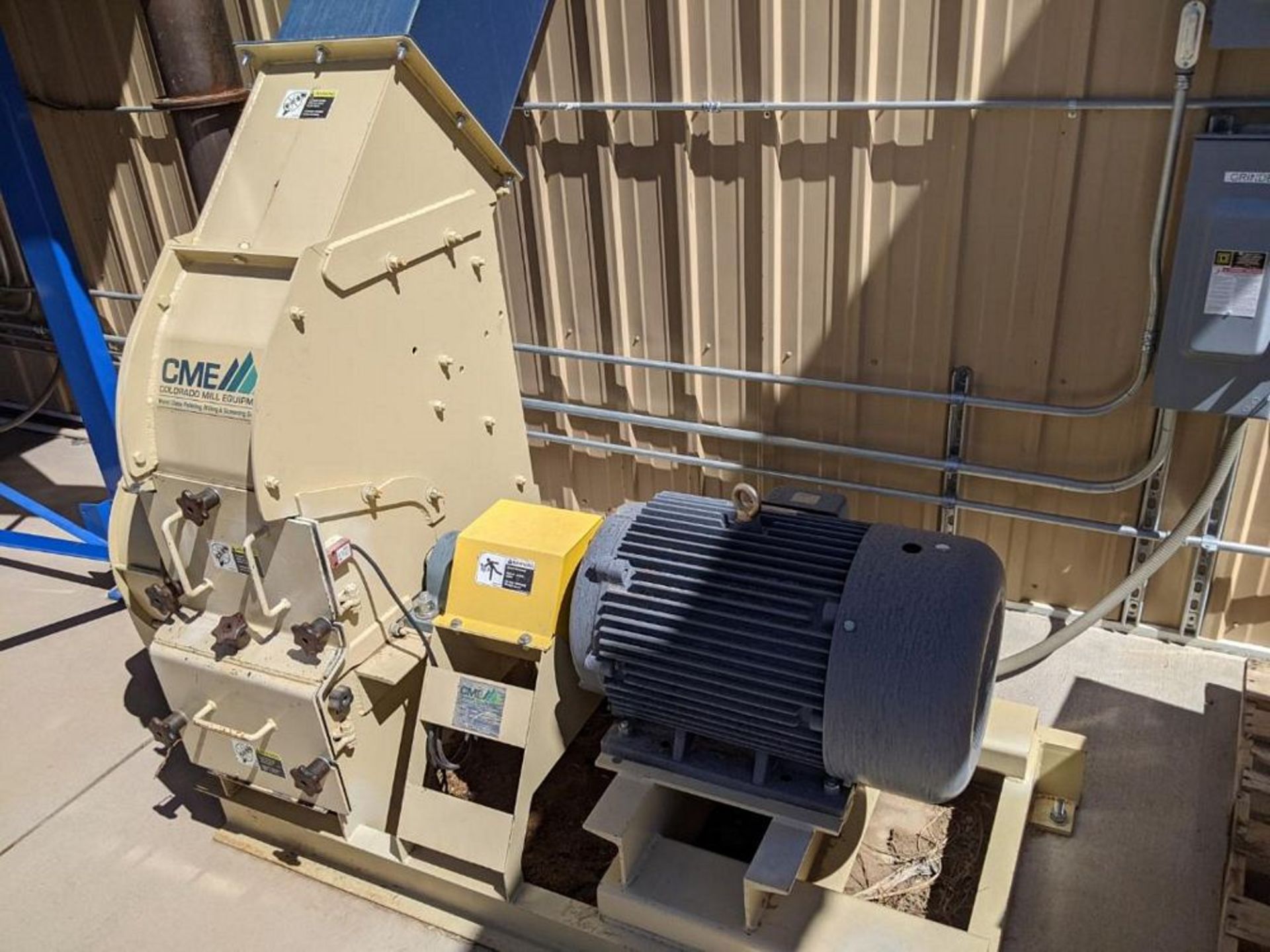 2019 CME Hammer-Mill, Model: HMA50, w/ 50HP motor, with built in blower, new cost $24,500. NOTE FROM - Image 2 of 6