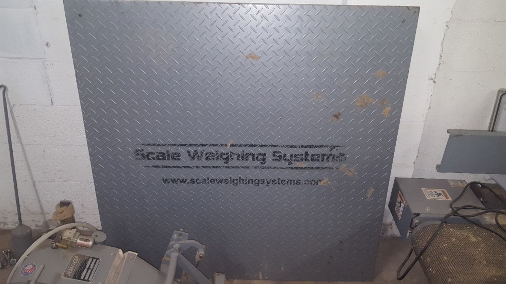 Flint, MI Scale Weighing Systems Industrial Scale. NOTE FROM SELLER: Lot was in good working order