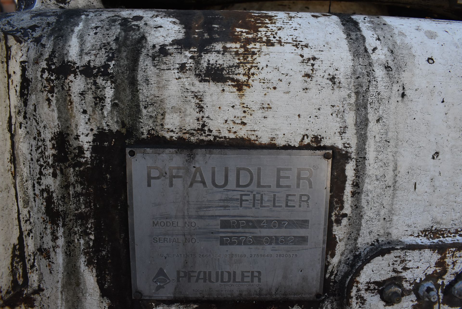 Pfaudler 7-Station Model #RP407 Filler, SN R576-0162. RIGGING/LOADING FEE $125 - Image 2 of 4