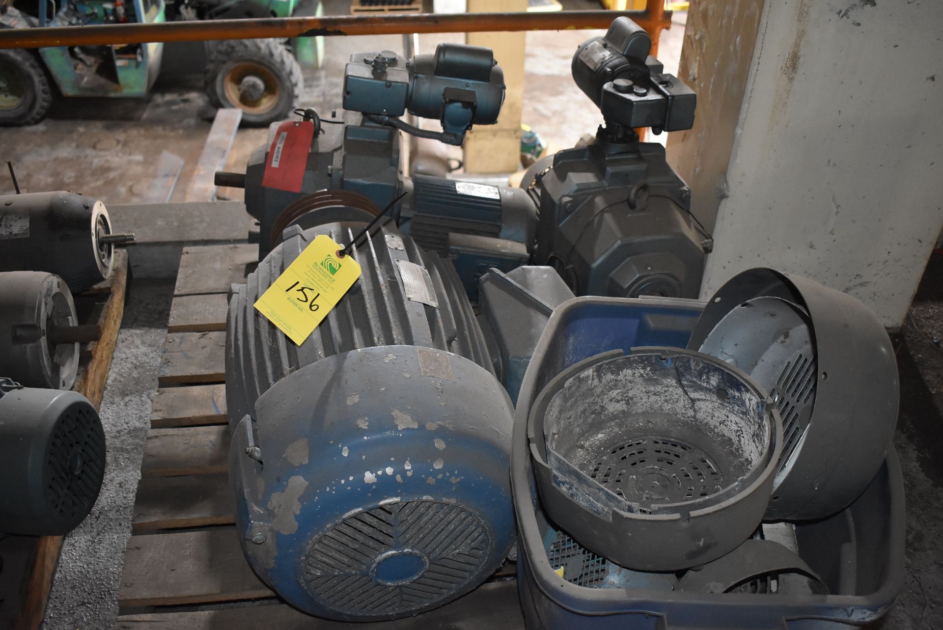 Skid o- (1) 40 HP Motor, Drives & Components. RIGGING/LOADING FEE $30