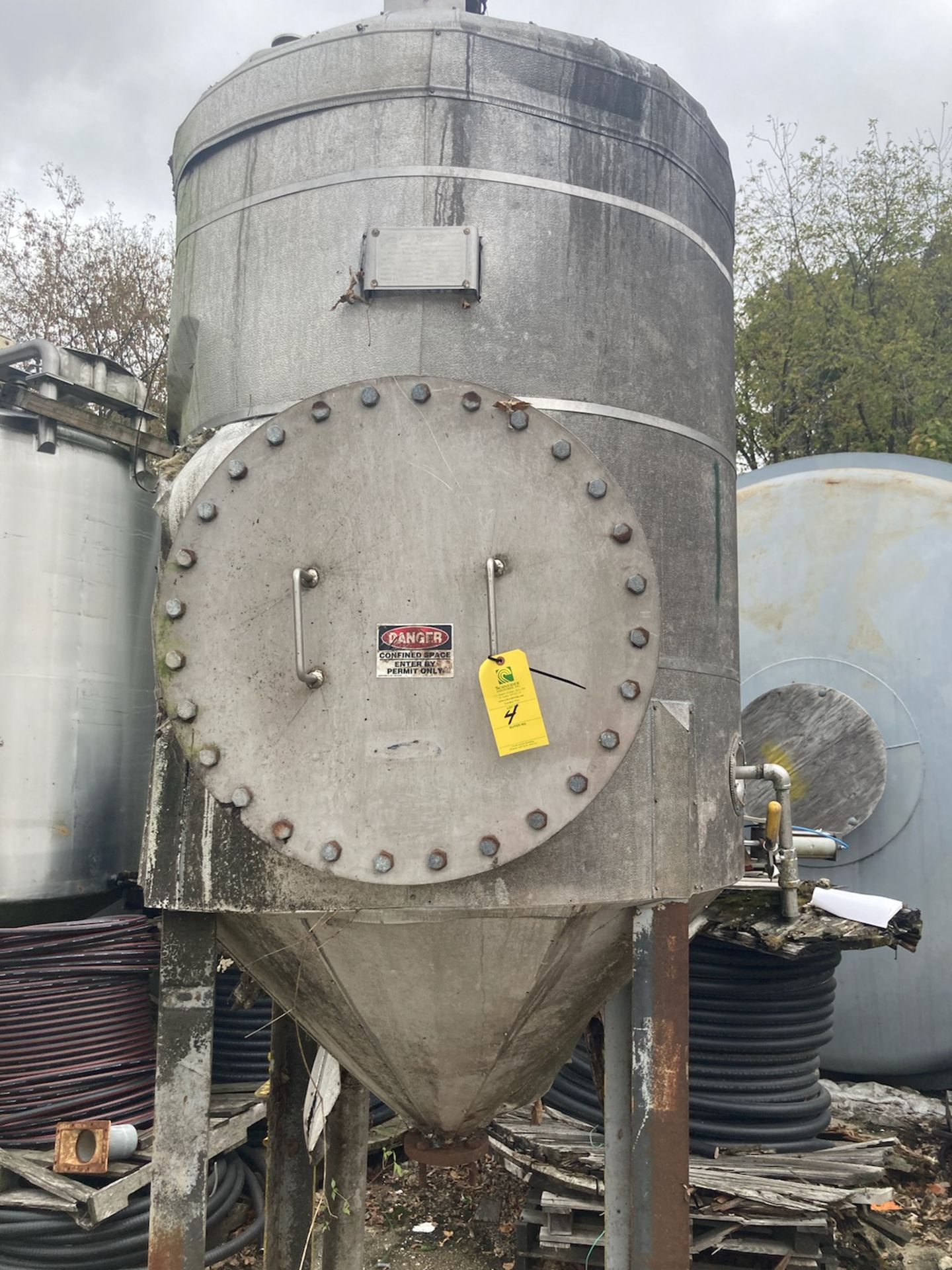 Stainless Steel Tank with Manway - Approximate 250 Gallons. RIGGING/LOADING FEE $125 - Image 2 of 2