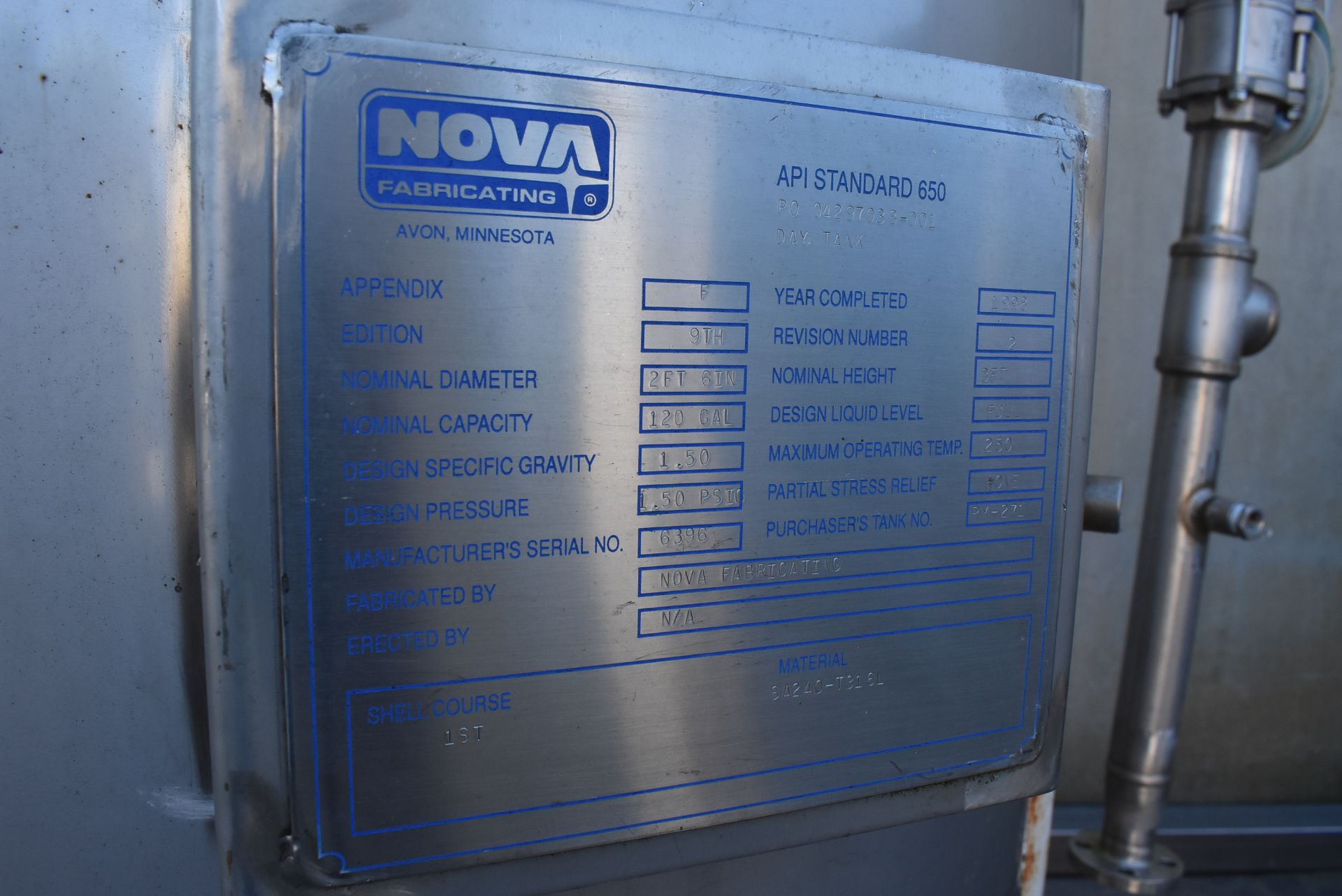 Nova Stainless Steel Tank, Rated 120 Gallons, 3' Height. RIGGING/LOADING FEE $25 - Image 3 of 4