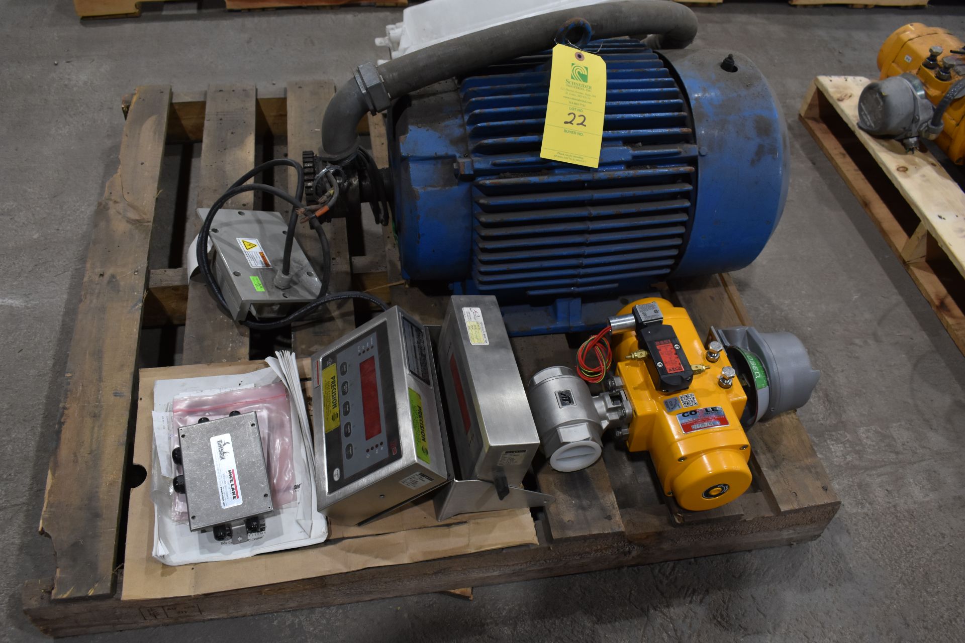 Reliance 25 HP Motor, (2) Dro's, (1) Coyle Actuator & Limit Switch - Image 3 of 3