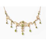 Peridot-Perlen-Collier