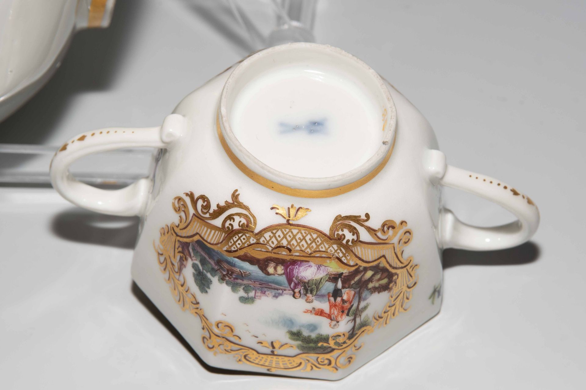 Meissen, Doppelhenkeltasse mit Untertasse - Image 6 of 7