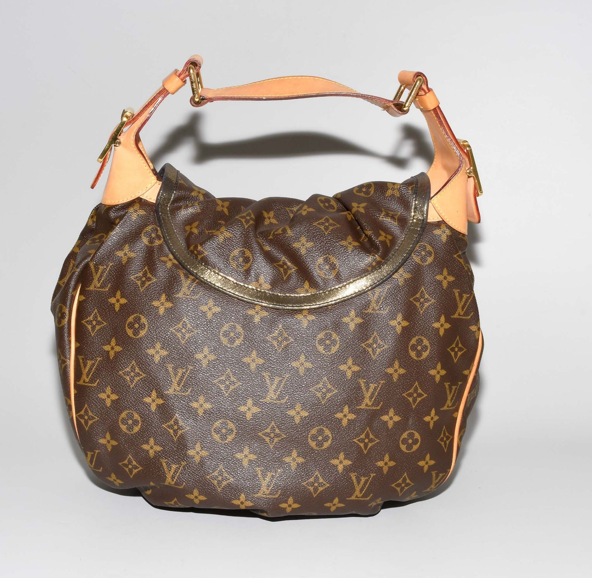 Louis Vuitton, Schultertasche "Kalahari" - Bild 4 aus 11