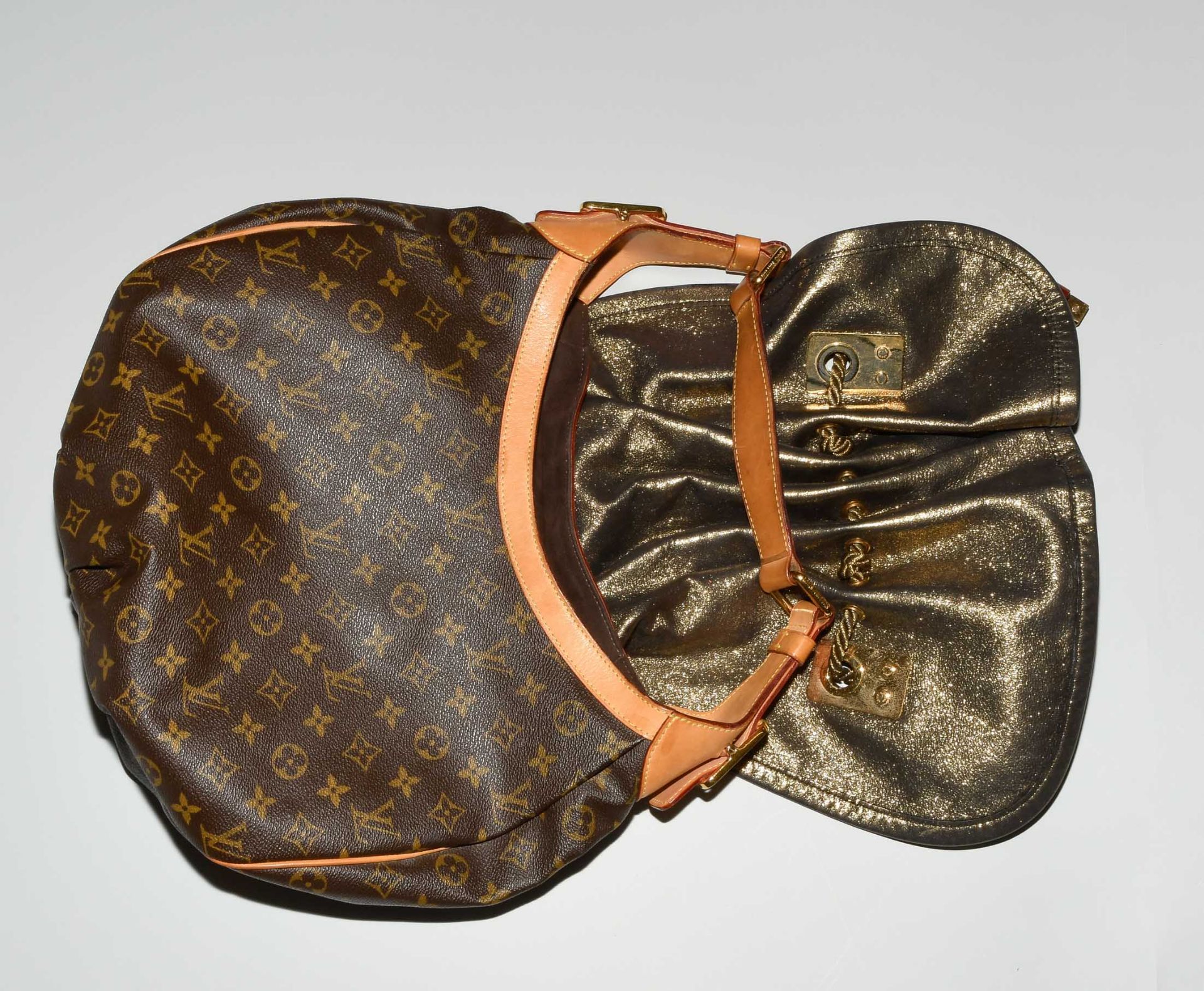 Louis Vuitton, Schultertasche "Kalahari" - Image 6 of 11