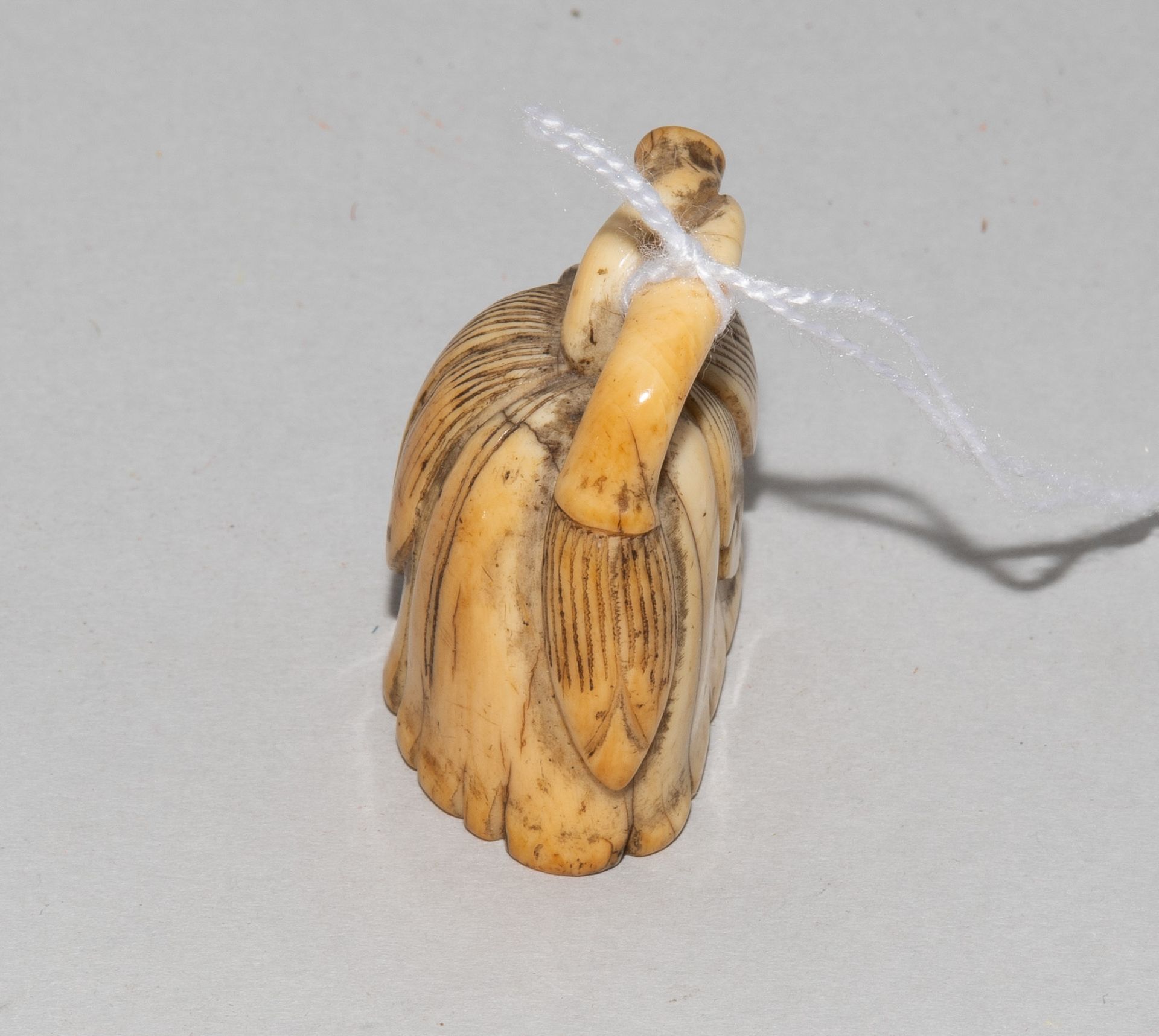 Trick-Netsuke - Bild 3 aus 7