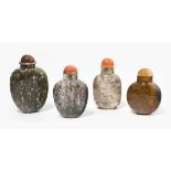 Lot: 4 Snuff Bottles