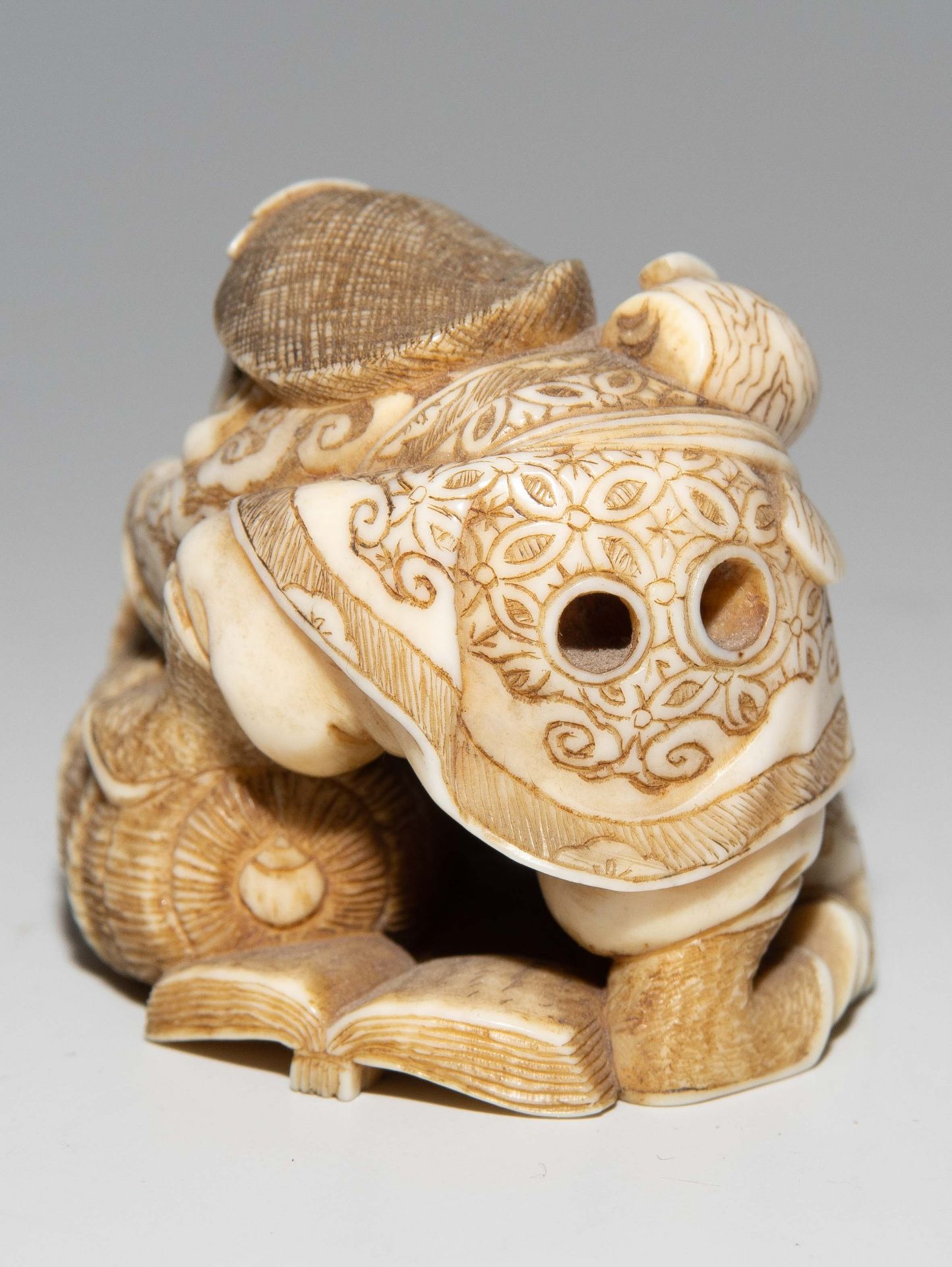 Netsuke - Image 4 of 7