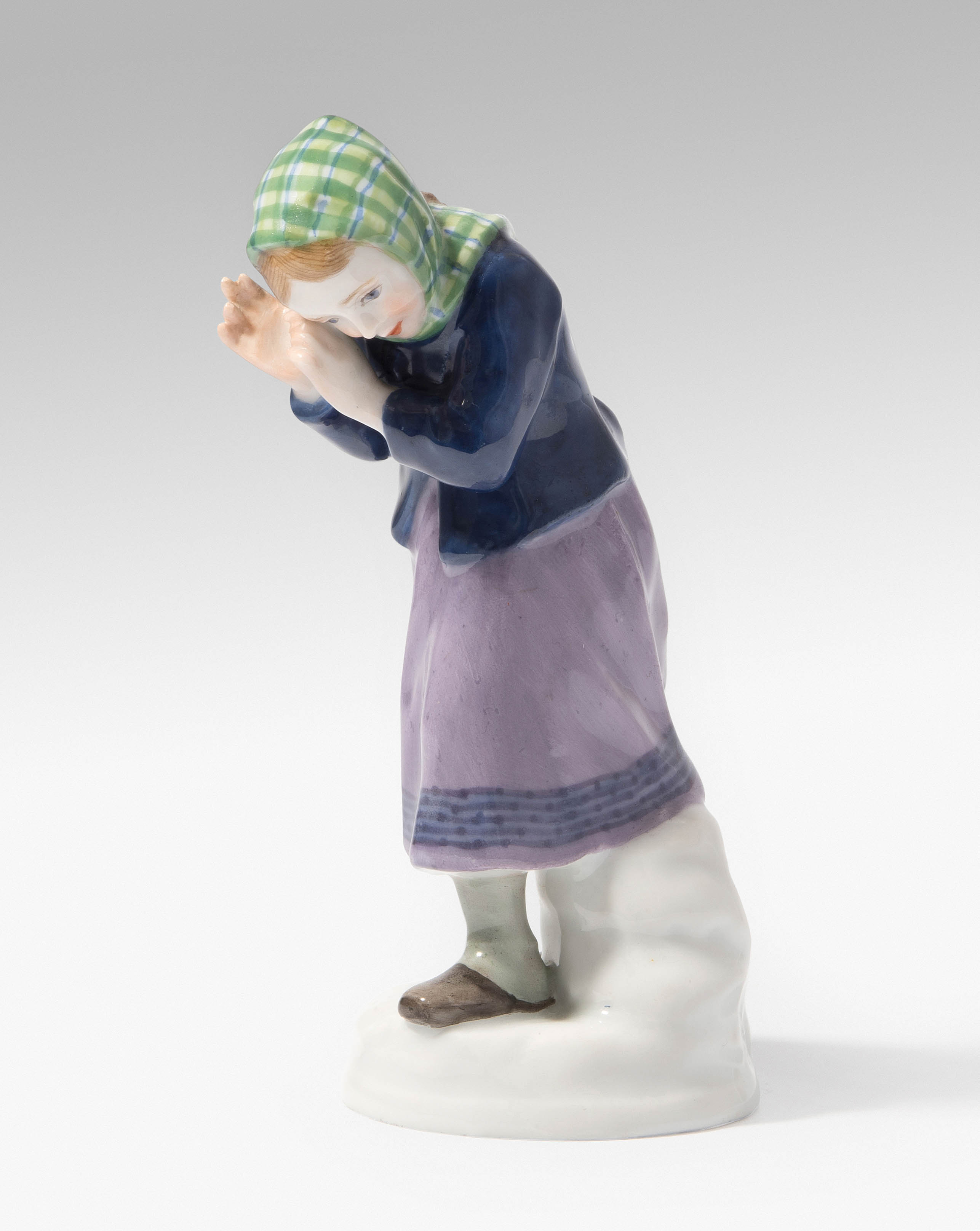 Meissen, Figur "Mädchen (Schneebälle) abwehrend"