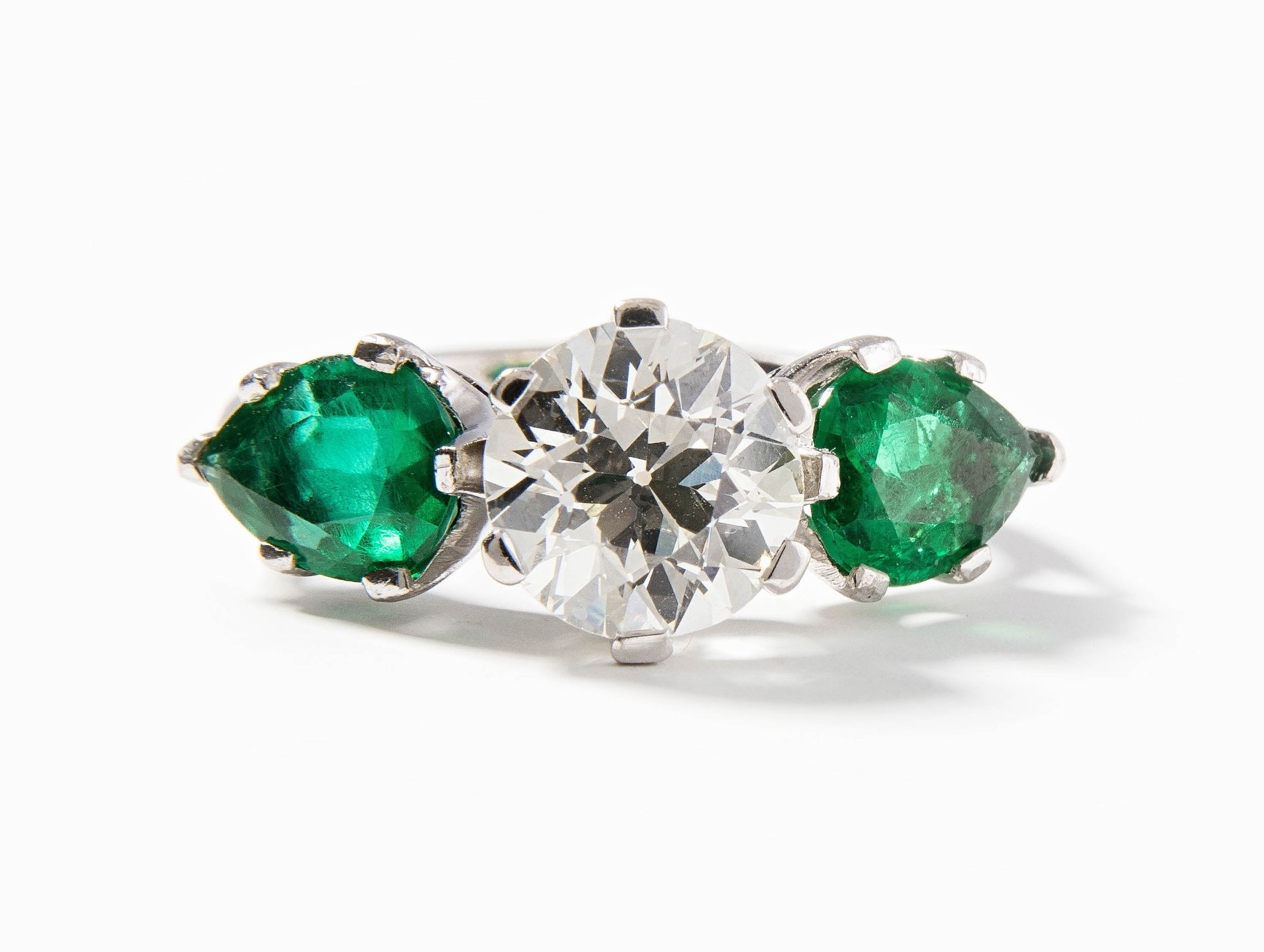 *Diamant-Smaragd-Ring