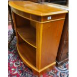A good modern blond Open bow fronted Bookcase. 77 x 36 x 76 cm