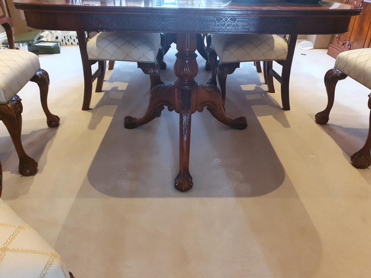 A most fantastic Mahogany Dining Room Suite in the Georgian style consisting of a mahogany and cross - Image 7 of 7