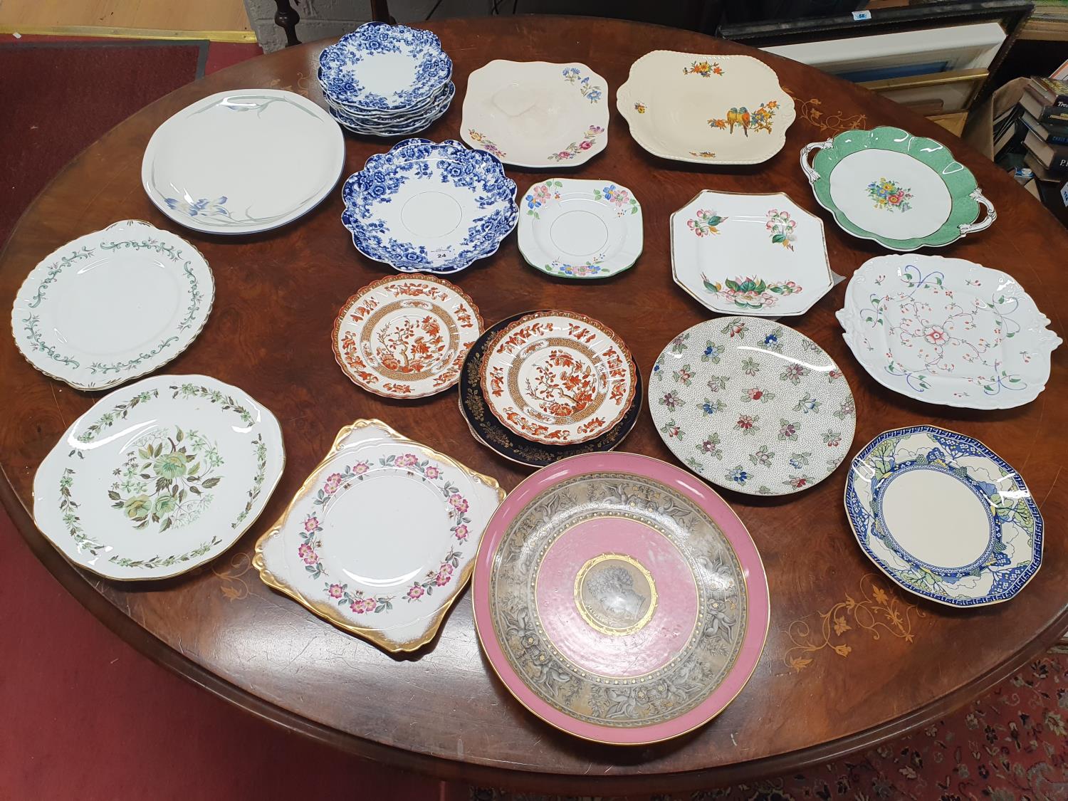 A good quantity of Cake Plates of various makers and designs.