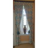 A good pair of Curtains along with pole. Drop 275 x Pole 118cm approx.