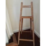 An Artists Easel. H130 x D52 x W59cm approx.