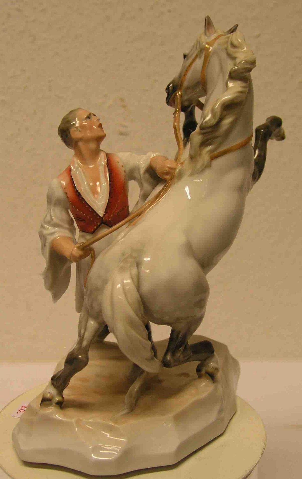 "Ungarischer Bauer mit Pferd", Herend