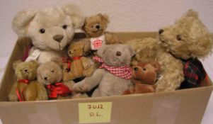 Posten von 10 Teddybären, neuwertig