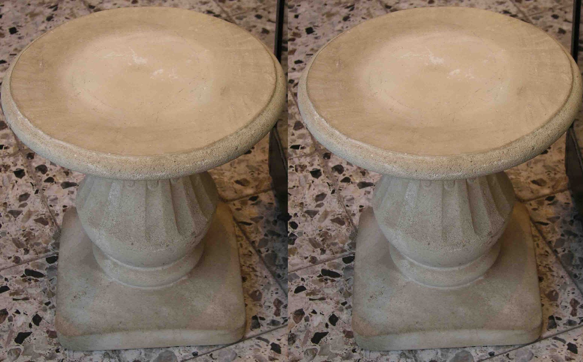 Paar Säulen. Sandsteinguss