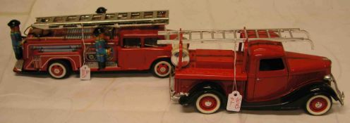 Zwei Feuerwehrautos