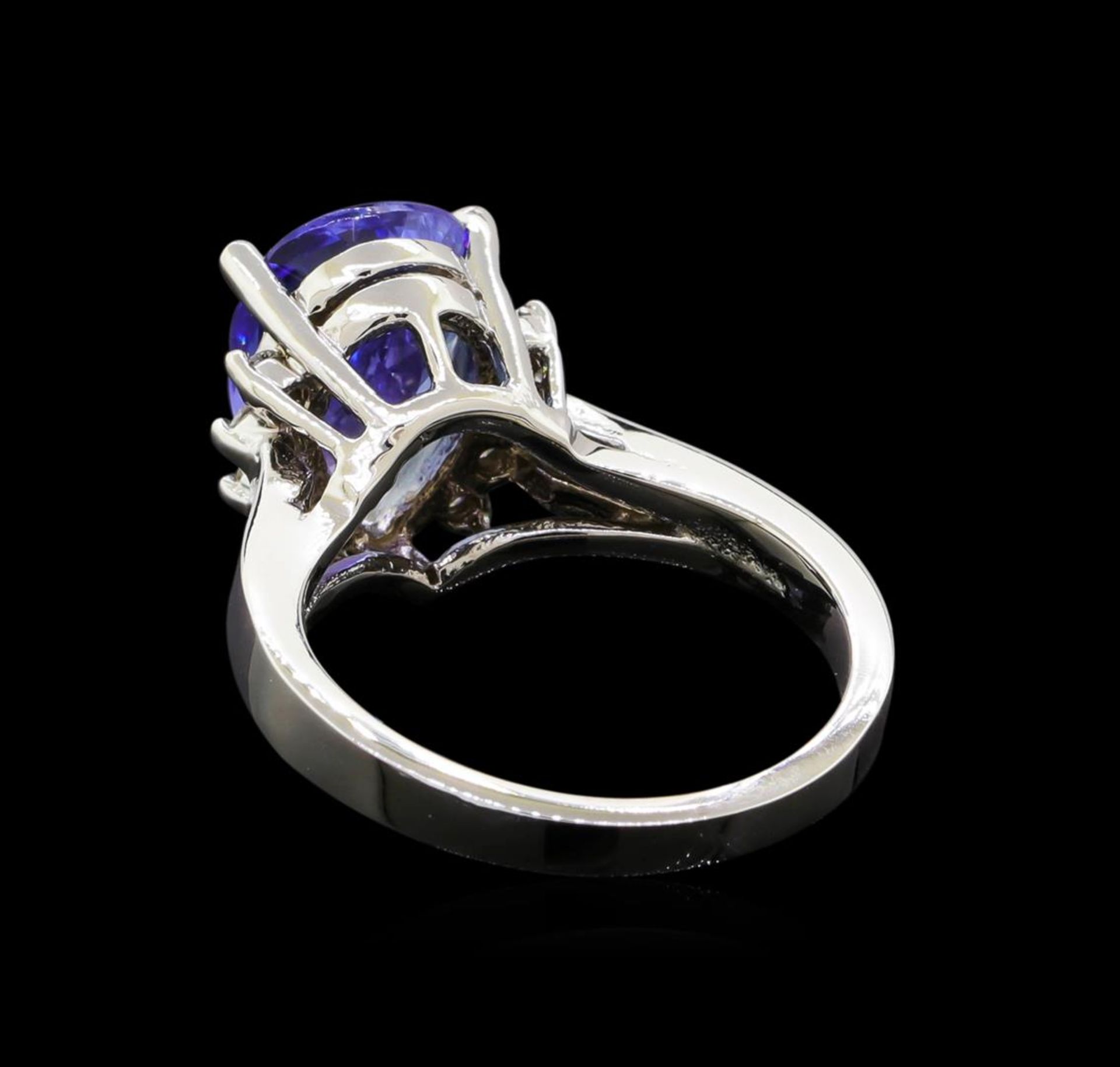 3.62 ctw Tanzanite and Diamond Ring - 14KT White Gold - Image 3 of 4