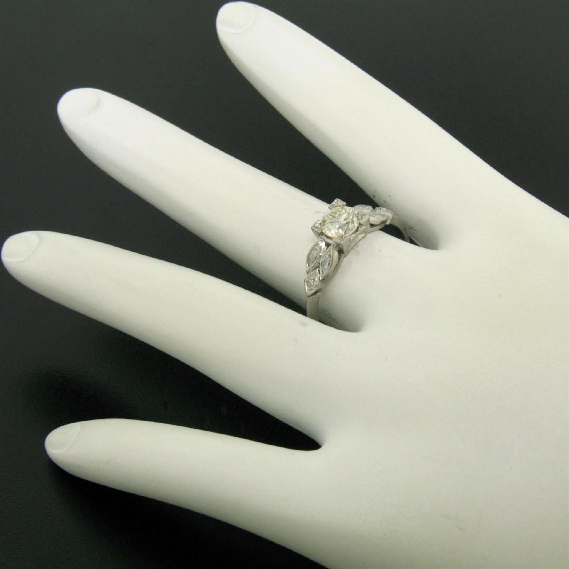 Antique Art Deco Platinum 0.90 ctw Old European & Marquise Diamond Solitaire Rin - Image 3 of 9