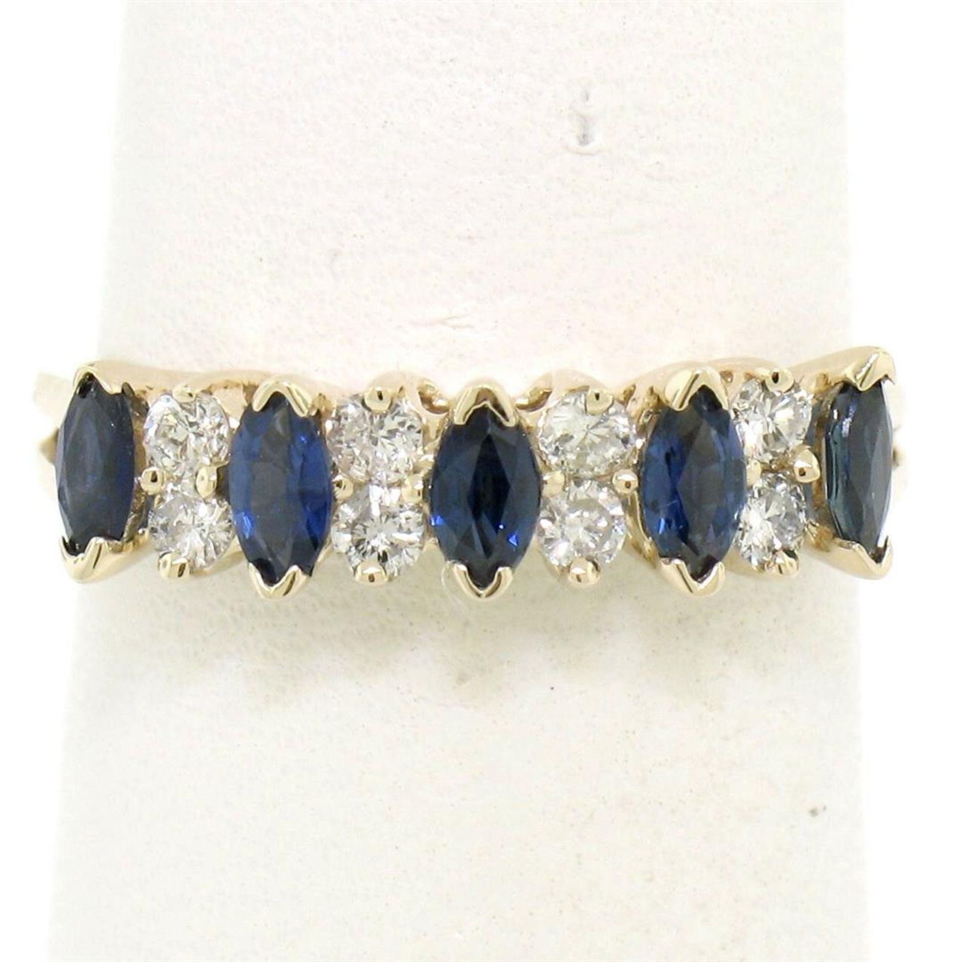 14kt Yellow Gold 0.98 ctw Sapphire and Diamond Band Ring - Image 2 of 7