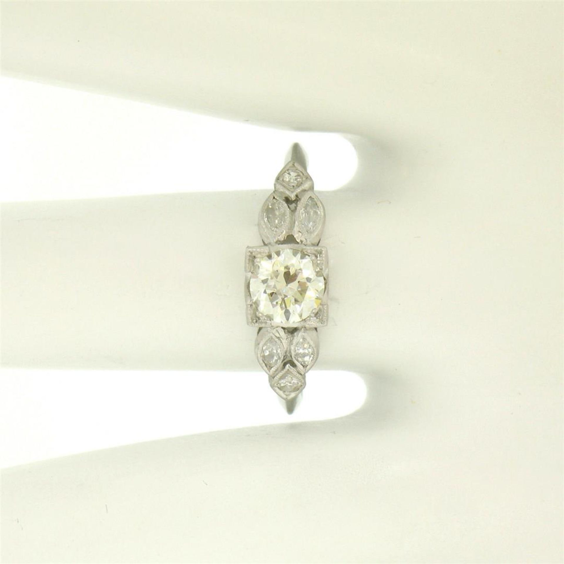 Antique Art Deco Platinum 0.90 ctw Old European & Marquise Diamond Solitaire Rin - Image 5 of 9