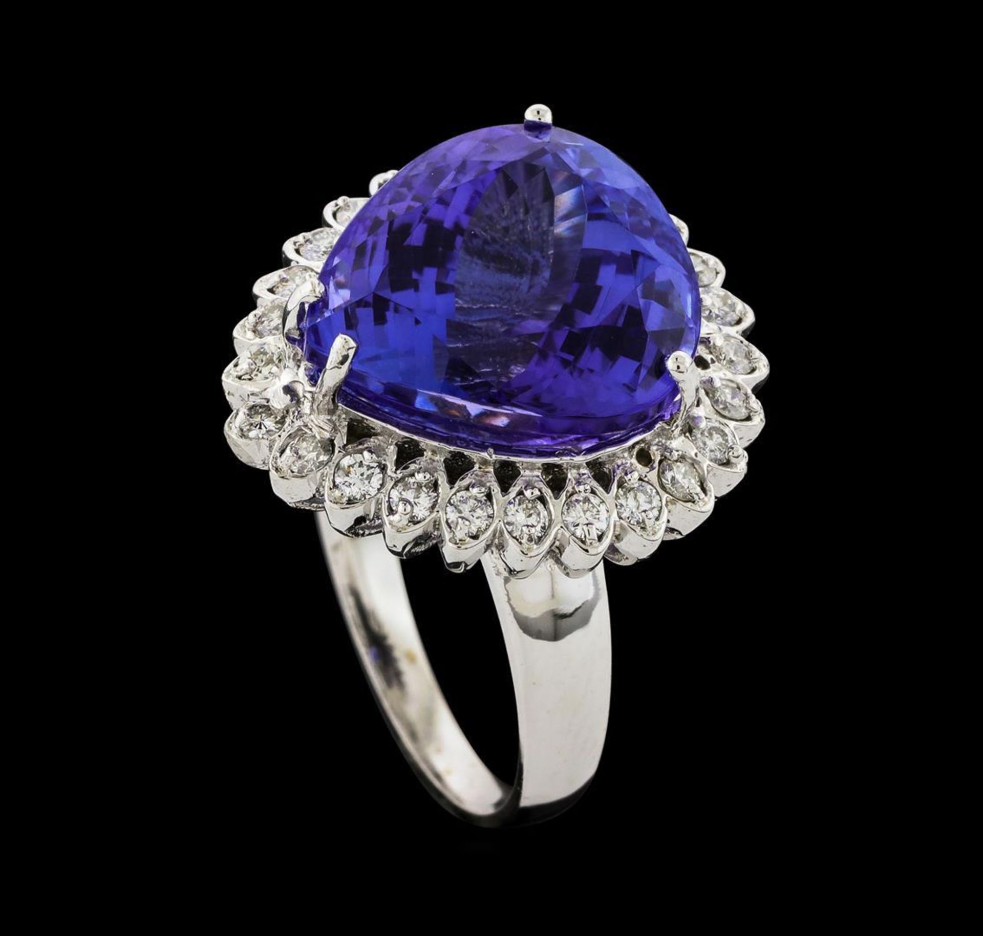 GIA Cert 13.48 ctw Tanzanite and Diamond Ring - 14KT White Gold - Image 4 of 6