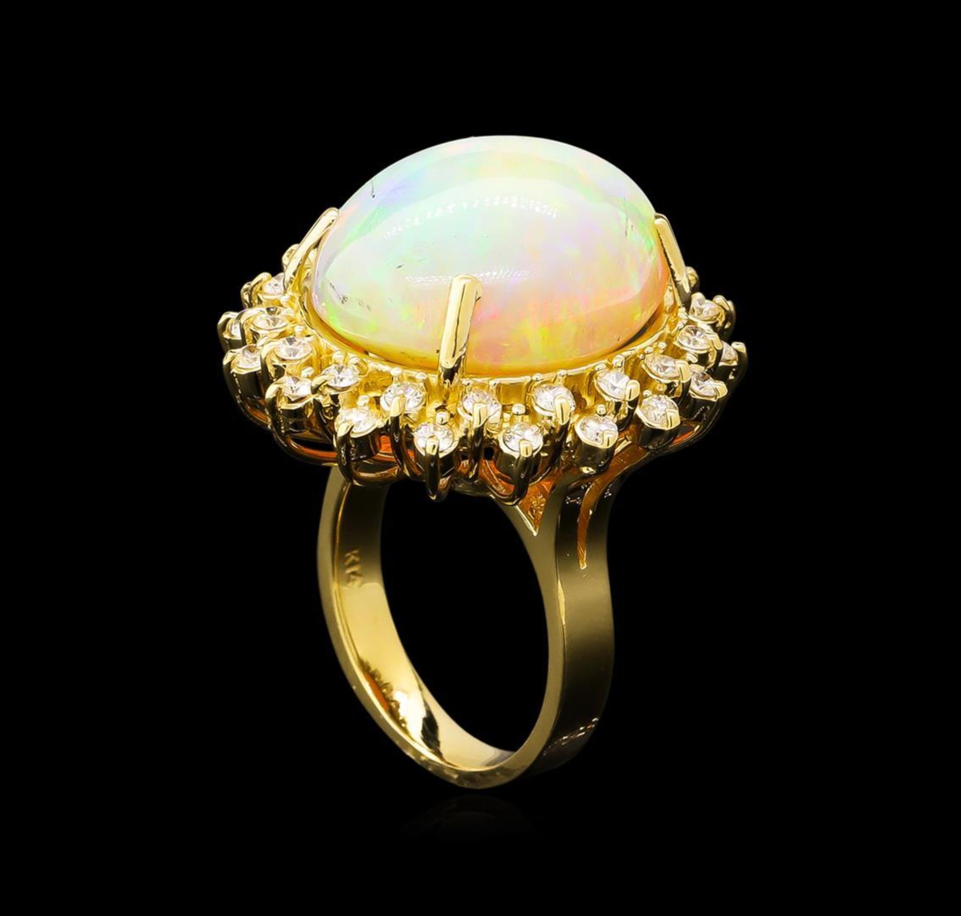 17.50 ctw Opal and Diamond Ring - 14KT Yellow Gold - Image 4 of 5