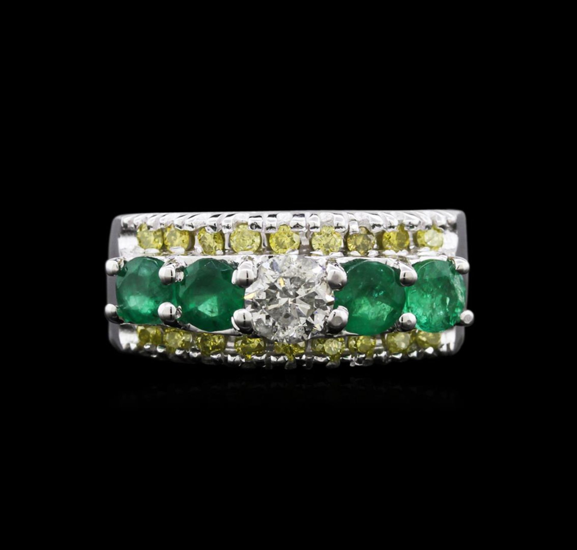 14KT White Gold 0.98 ctw Emerald and Diamond Ring - Image 2 of 4
