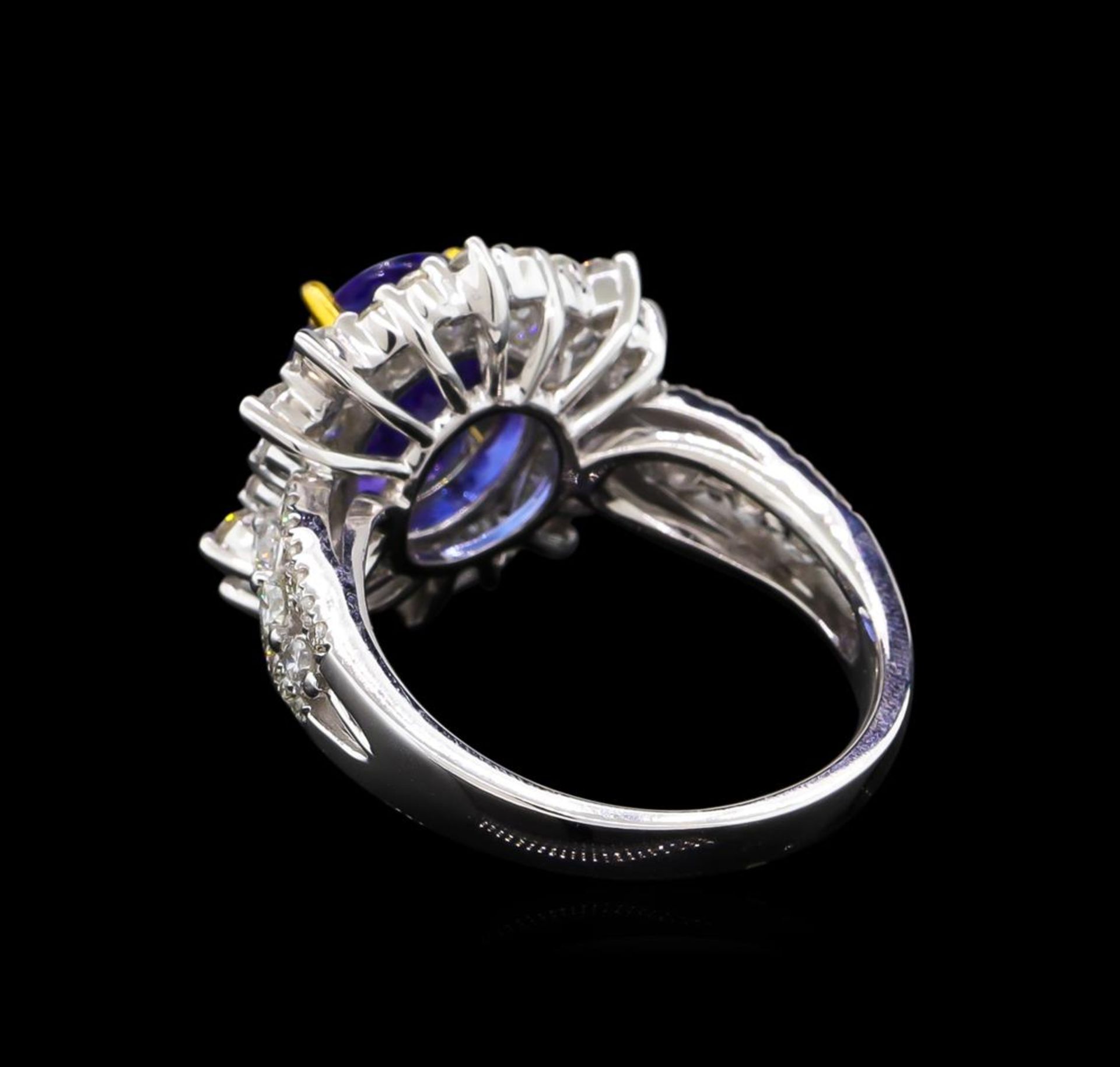 14KT Two-Tone Gold 3.15 ctw Tanzanite and Diamond Ring - Image 3 of 5