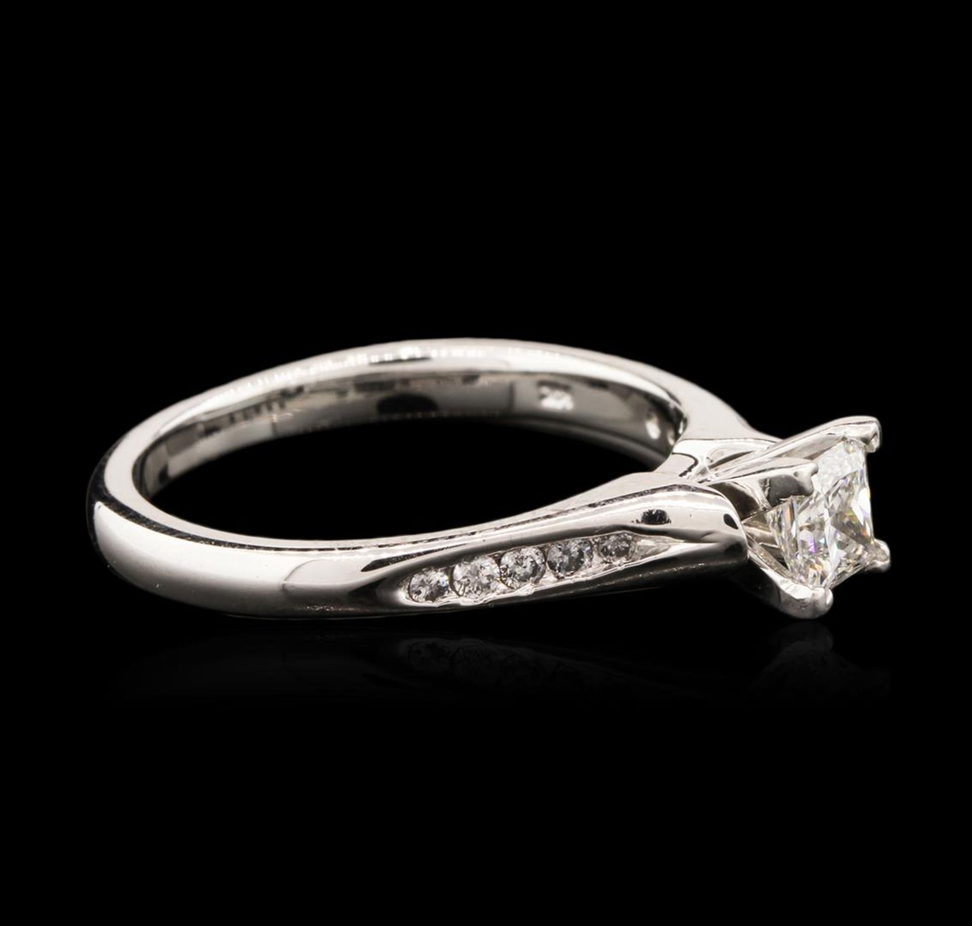 14KT White Gold 0.66 ctw Diamond Ring - Image 3 of 4