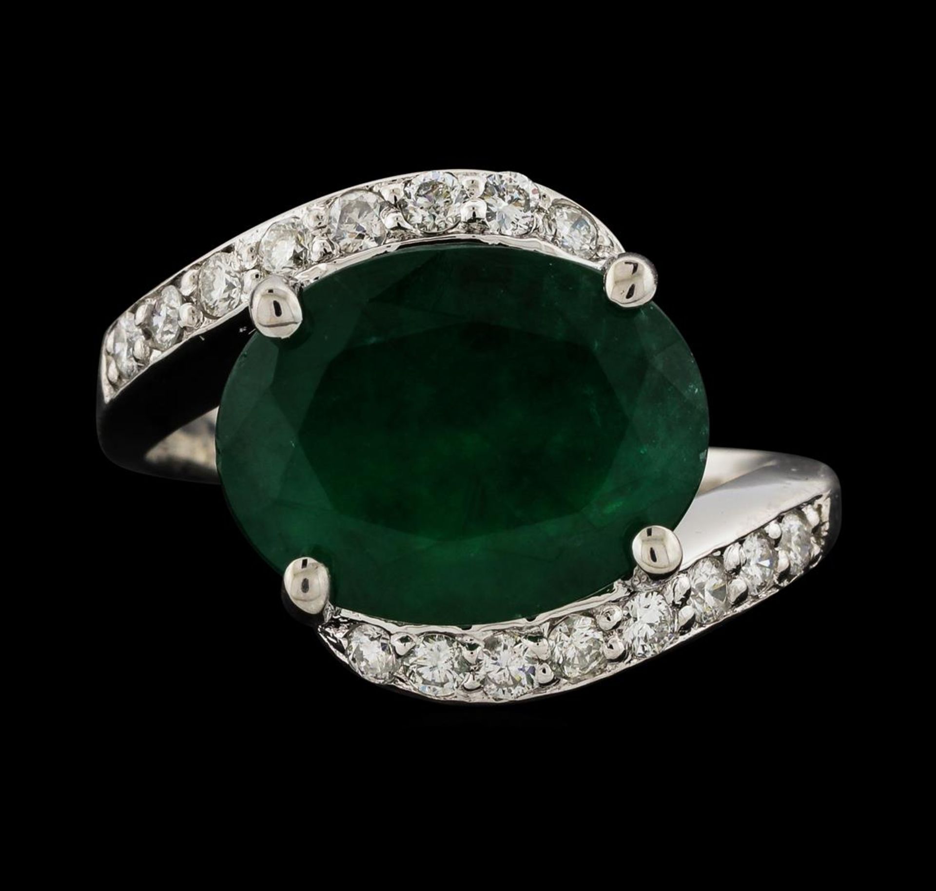 4.91 ctw Emerald and Diamond Ring - 14KT White Gold - Image 2 of 4