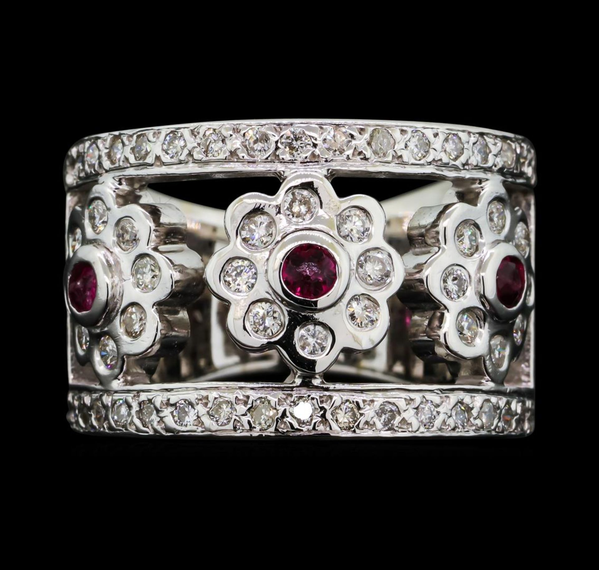 0.95 ctw Diamond and Ruby Band - 14KT White Gold - Image 2 of 5