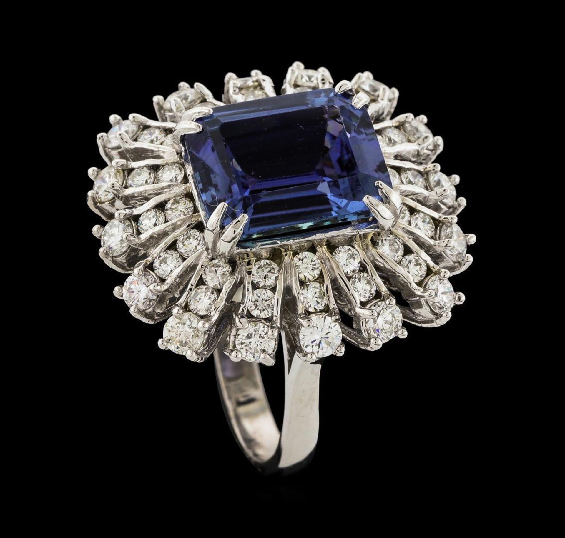 5.91 ctw Tanzanite and Diamond Ring - 14KT White Gold - Image 4 of 5