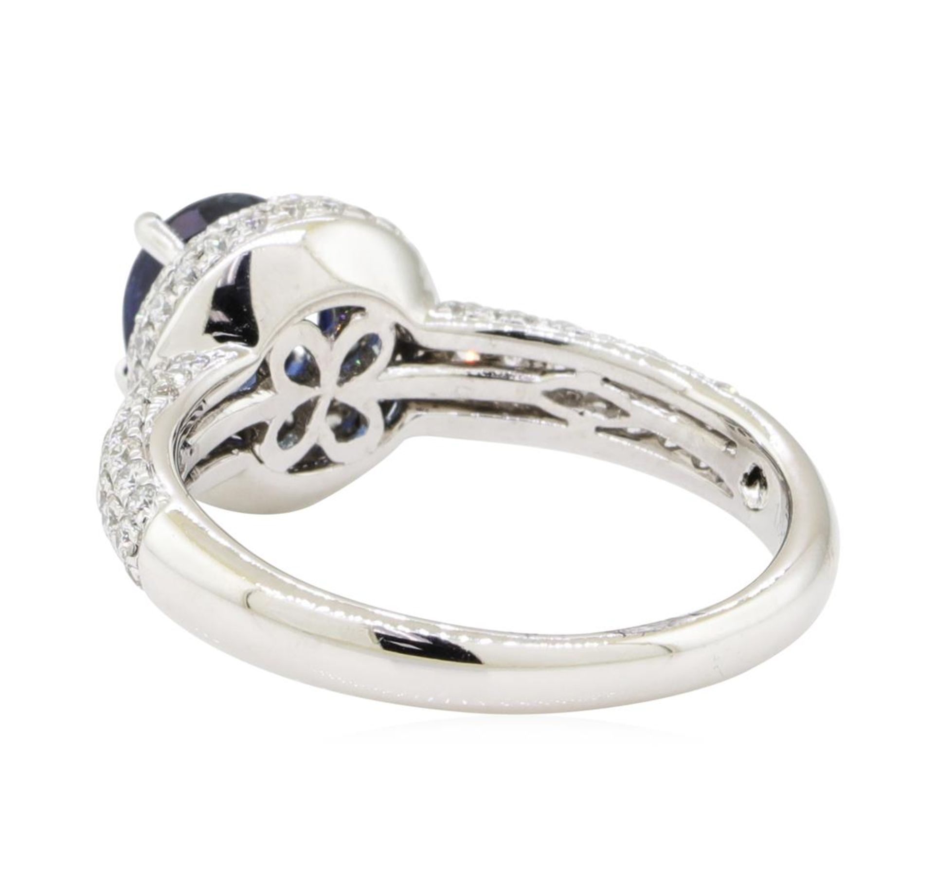 1.94 ctw Sapphire and Diamond Ring - 18KT White Gold - Image 3 of 5