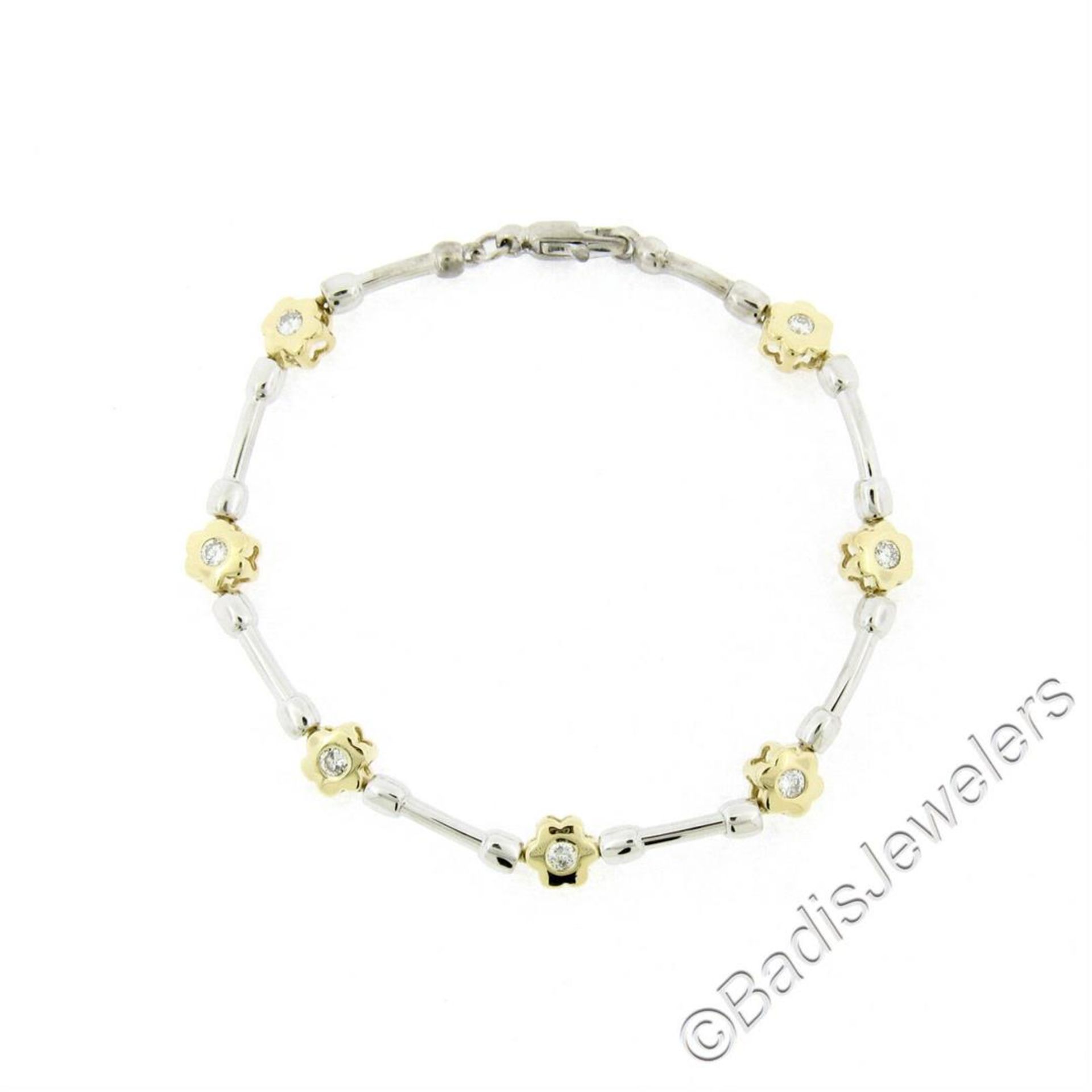 14kt White and Yellow Gold 0.50 ctw Burnish Diamond Flower and Bar Link Bracelet - Image 2 of 8