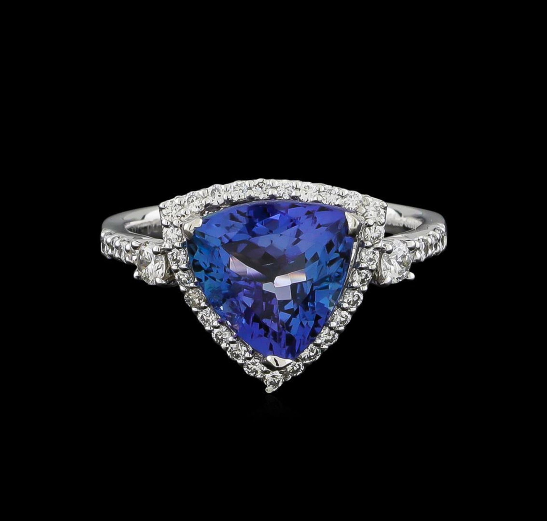 3.60 ctw Tanzanite and Diamond Ring - Platinum - Image 2 of 5