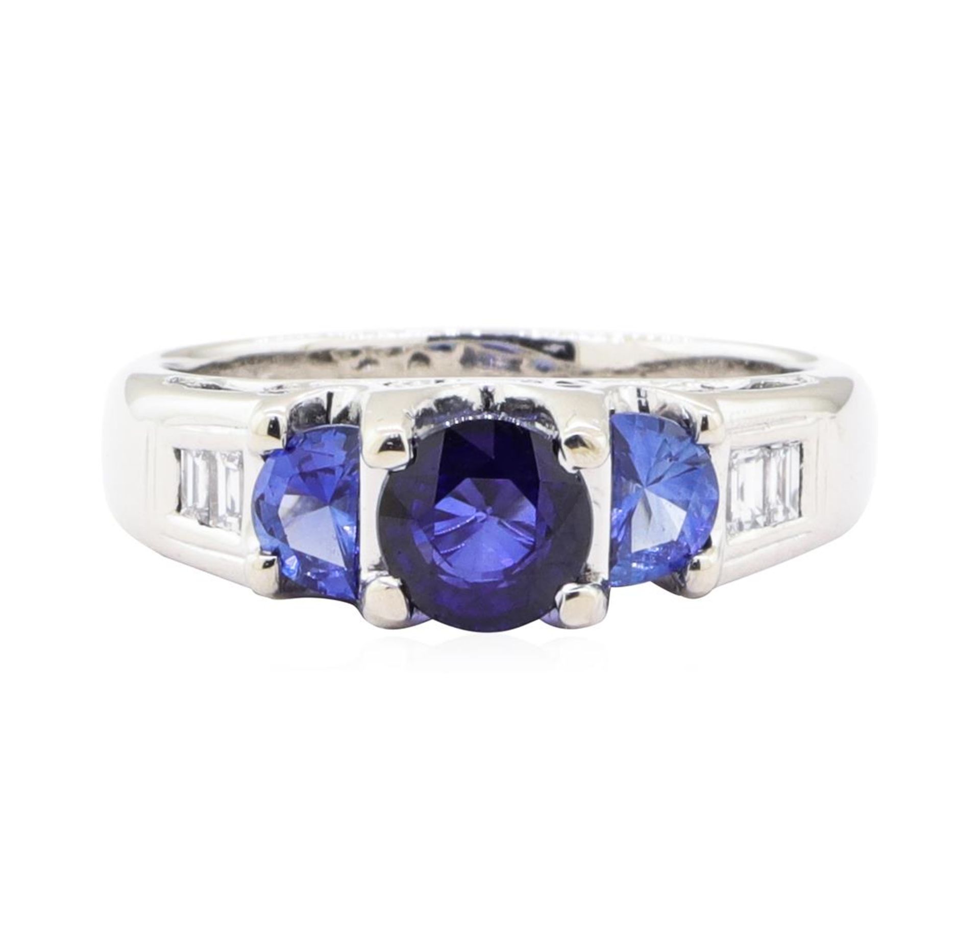 1.84 ctw Sapphire and Diamond Ring - 18KT White Gold - Image 2 of 5