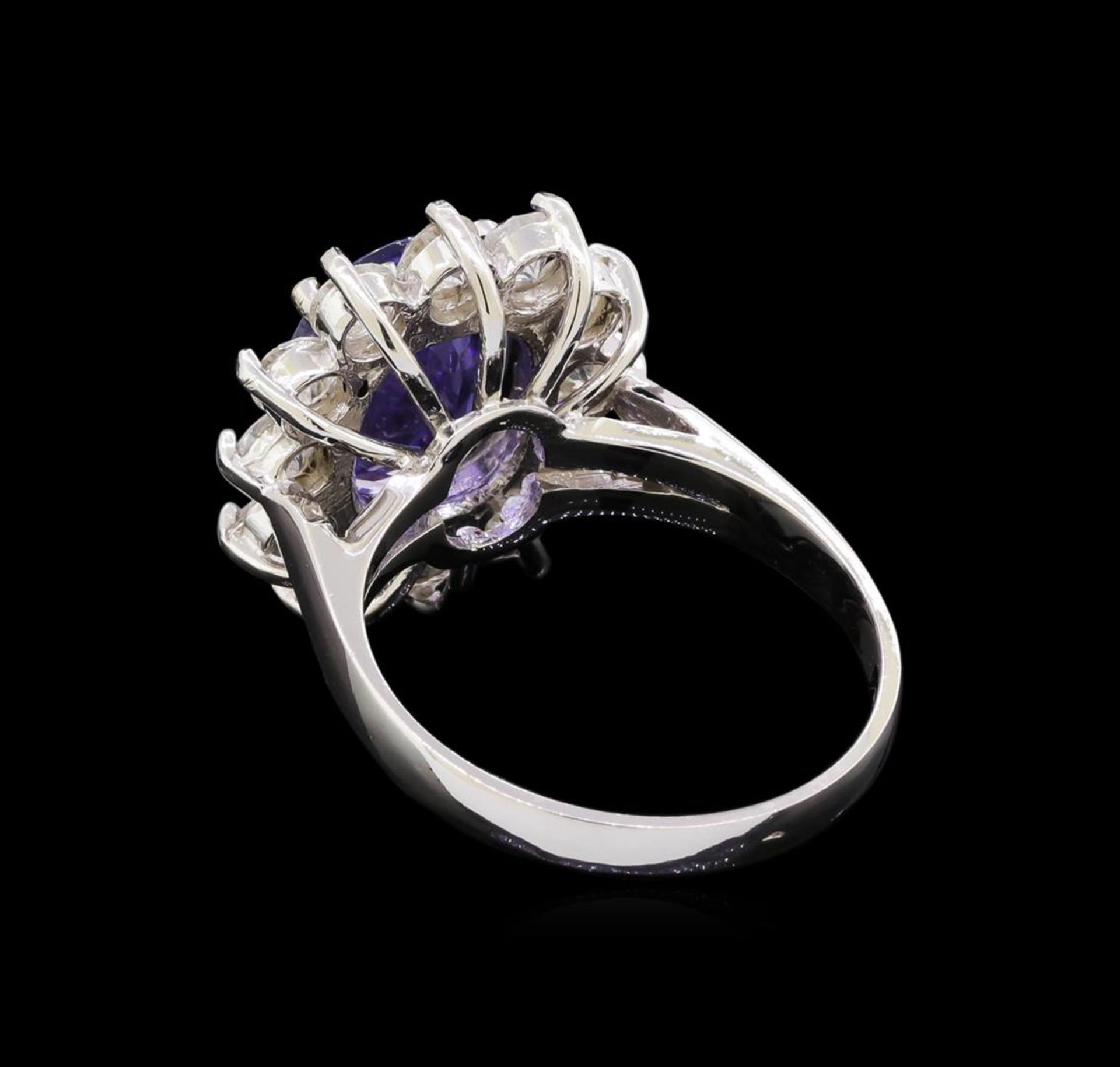 14KT White Gold 3.80 ctw Tanzanite and Diamond Ring - Image 3 of 5