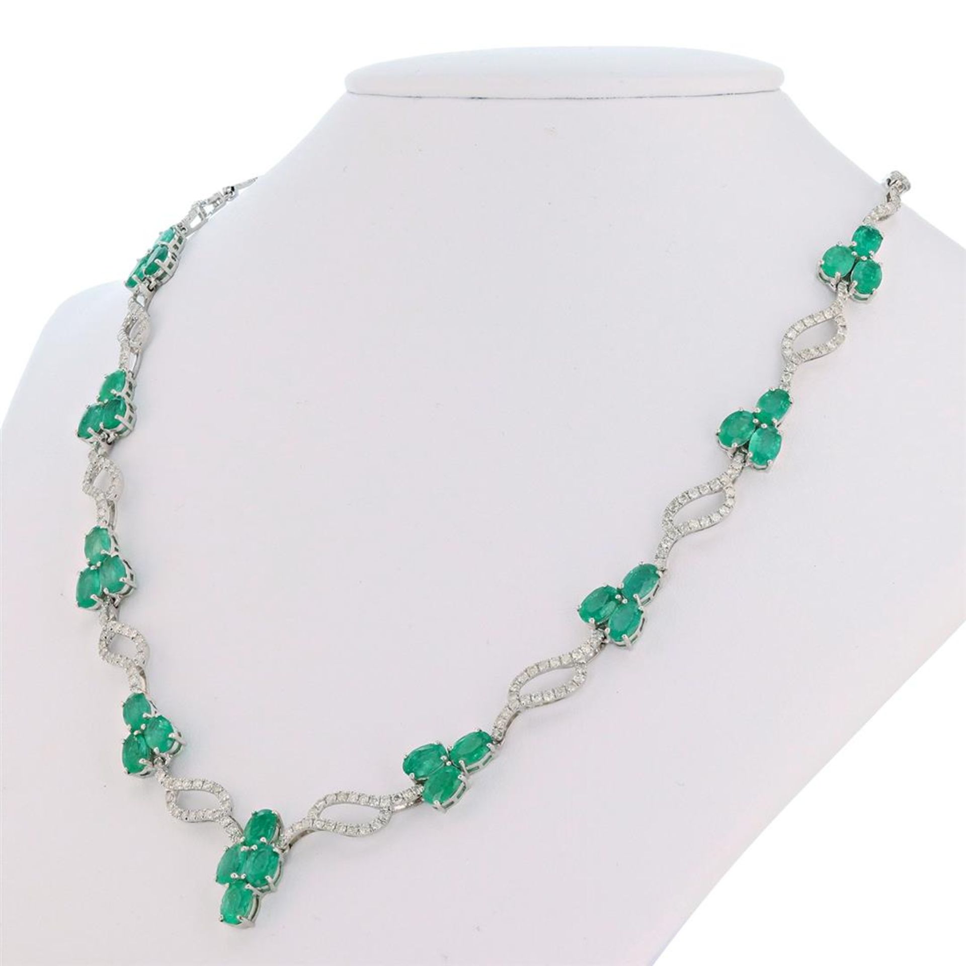11.92 ctw Emerald and 3.64 ctw Diamond 18K White Gold Necklace - Image 2 of 4