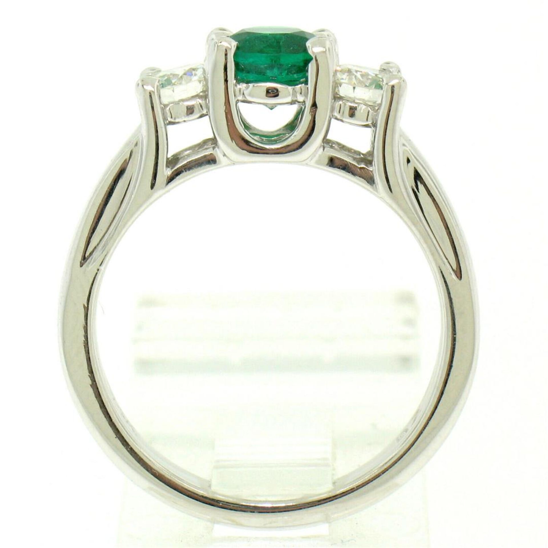 14k White Gold GIA Emerald & Diamond 3 Stone 1.50 ctw Engagement Right Hand Ring - Image 8 of 9
