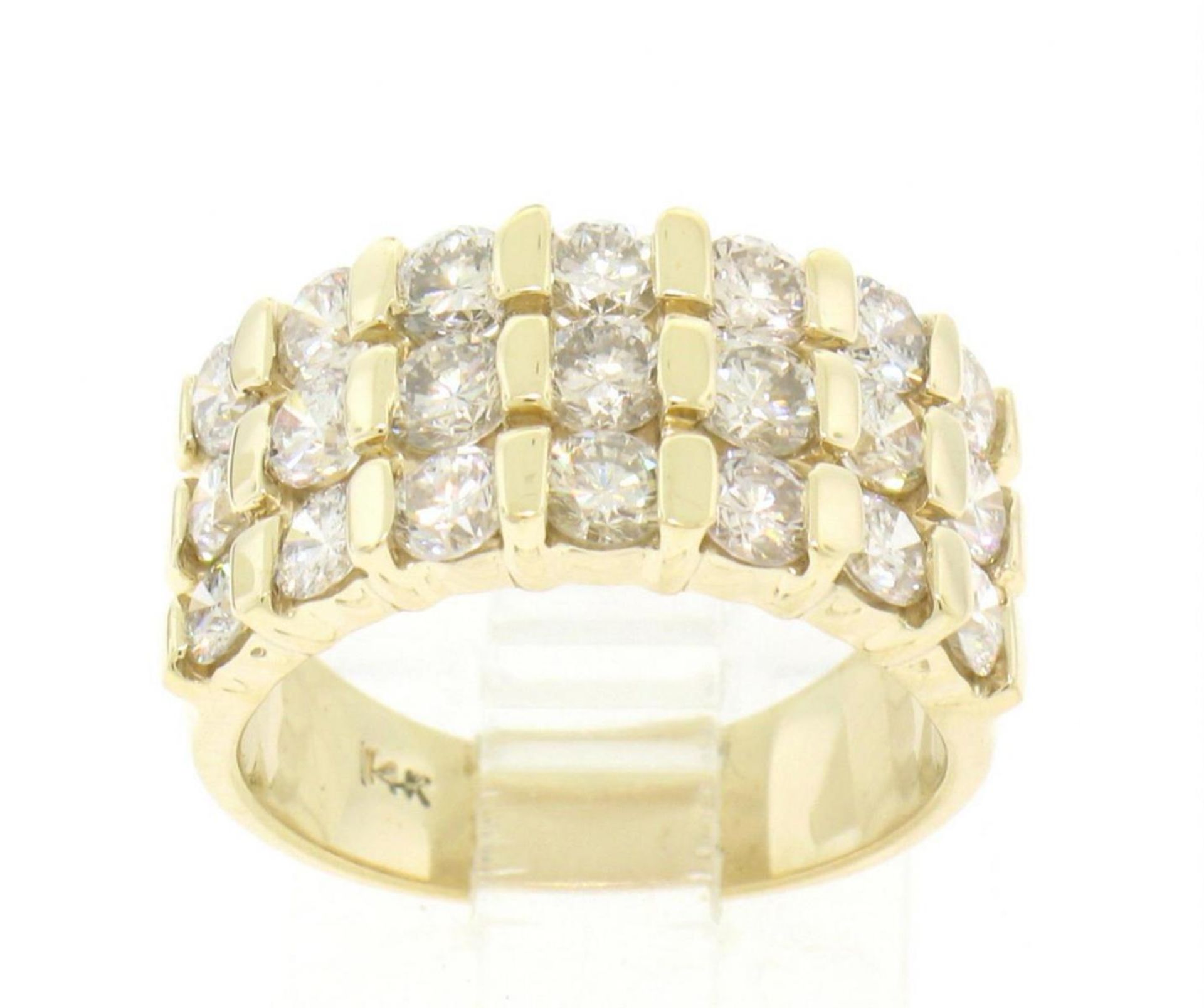 14kt Yellow Gold 2.52 ctw Wide 3 Row Large Round Diamond Band Ring - Image 2 of 6