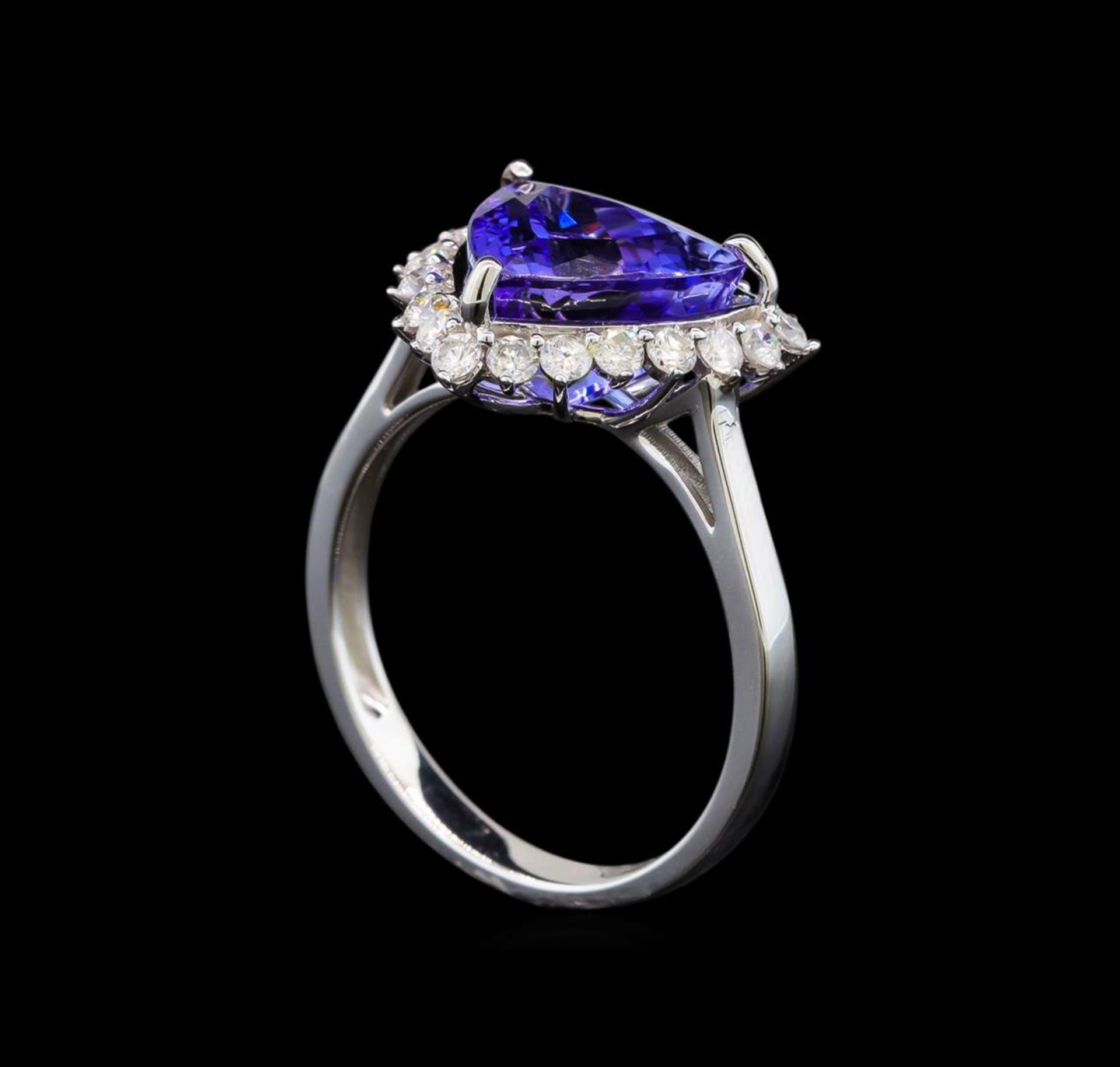 14KT White Gold 2.78 ctw Tanzanite and Diamond Ring - Image 4 of 5